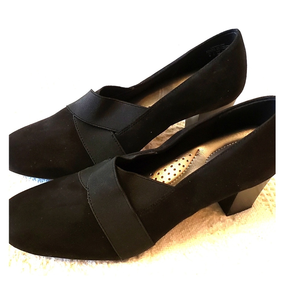 Abella Black Heels Size 6